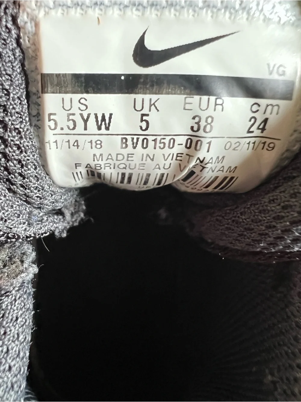 Black & White Nike Alpha FastFlex Football Cleats size 5.5 Wide